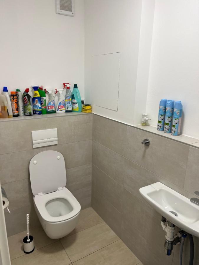 Beautiful 2 Bedroom Apartment Простеёв Экстерьер фото