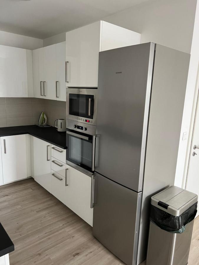 Beautiful 2 Bedroom Apartment Простеёв Экстерьер фото